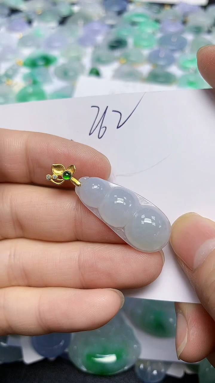 颈饰未镶嵌翡翠天然缅甸翡翠A货翡翠百元以上9元证书费自理