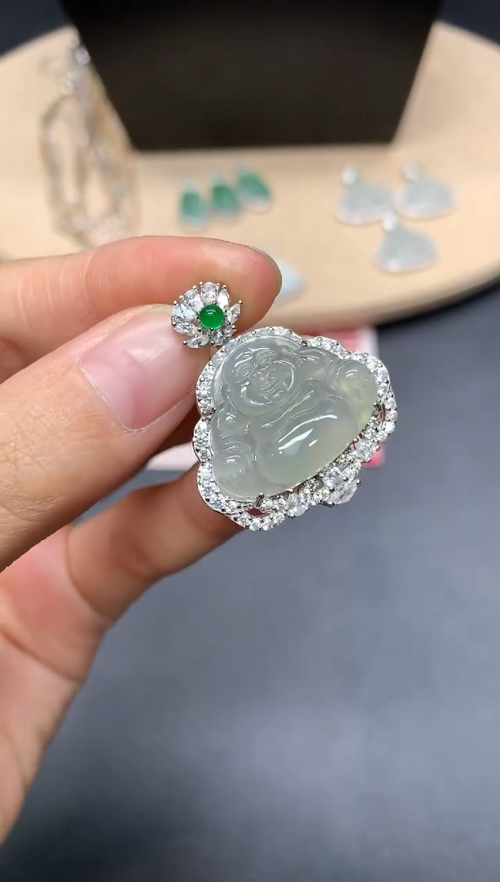 【闪购商品】翡翠吊坠(不含链)银S925镶嵌佛公【多样性发其一】
