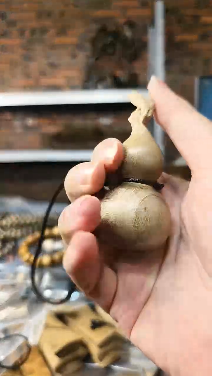 【闪购商品】金丝楠龙头葫芦手把件