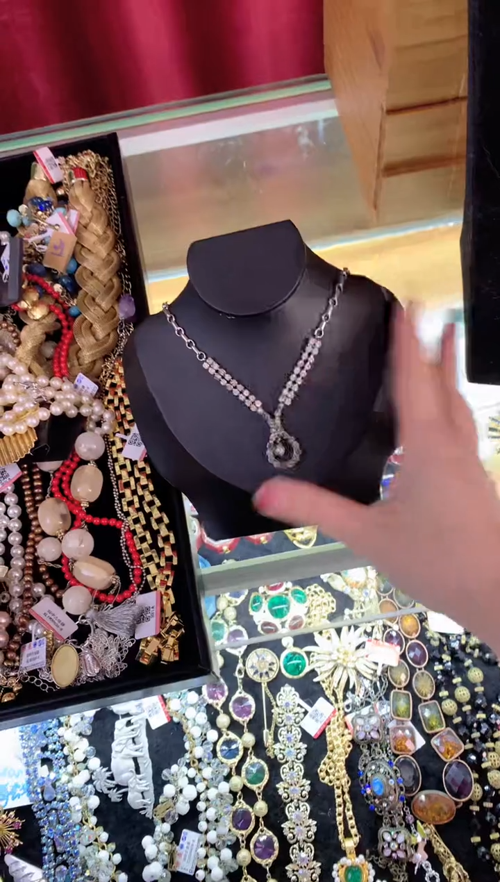 【闪购商品】瓷片楚楚中古珠宝甄选不退换