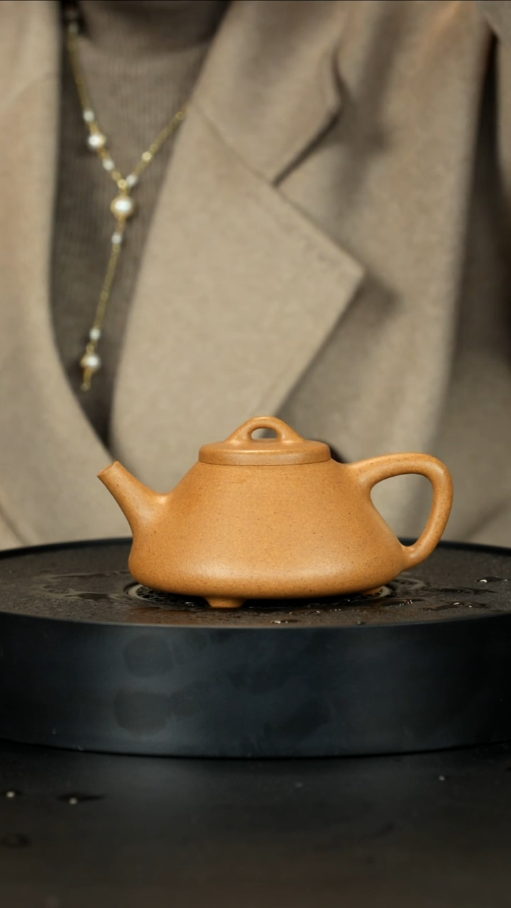 【闪购商品】紫砂茶壶老宕口天花板黄金段全手子冶微微瑕大漏