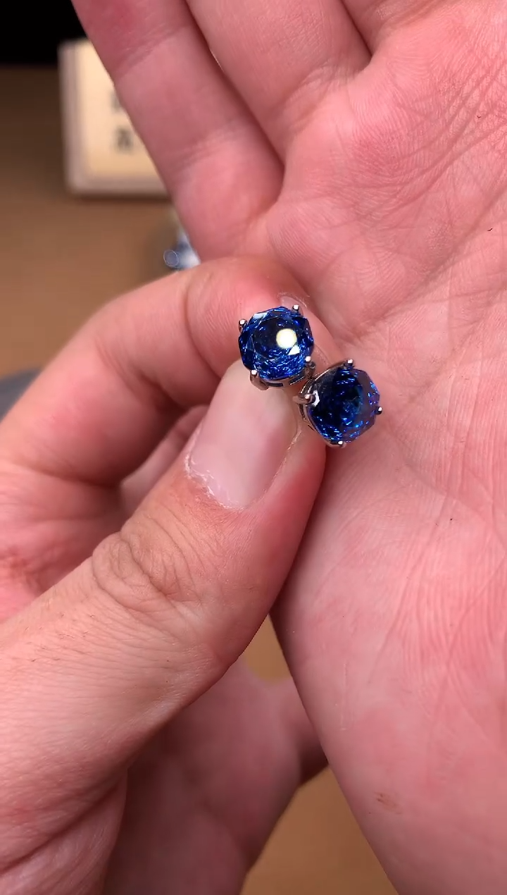 银S925镶嵌托帕石耳饰2222