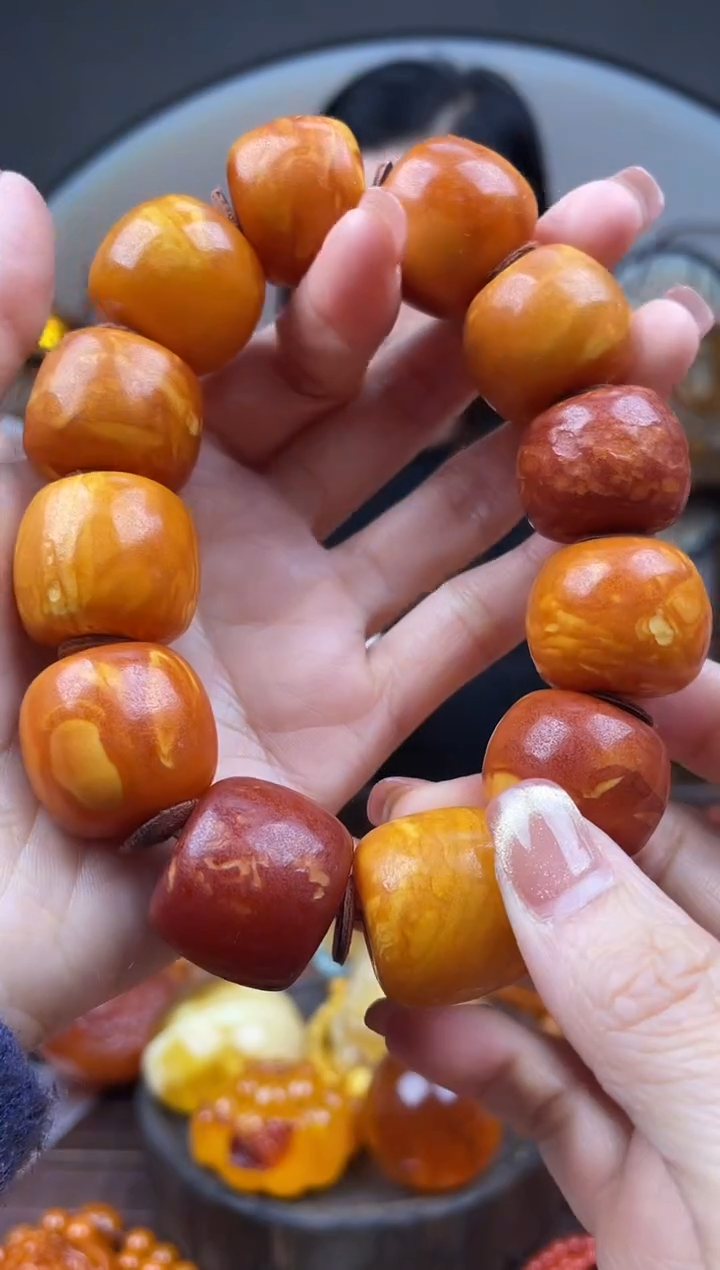 【闪购商品】琥珀裸石未镶嵌首饰 假1赔4 （多样性发货1件