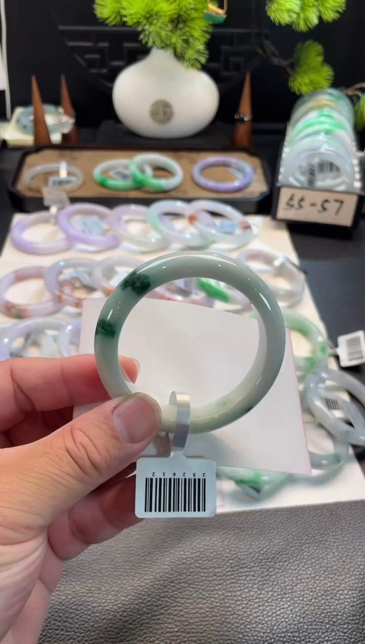 未镶嵌手镯翡翠33号链接 有纹裂 53正圈