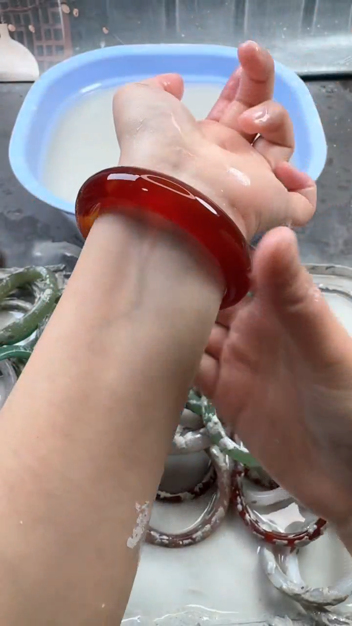 【闪购商品】石英质玉手镯未镶嵌50 6263