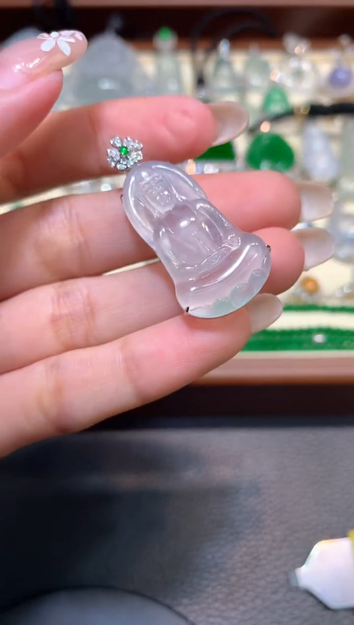 颈饰18K金镶嵌翡翠1