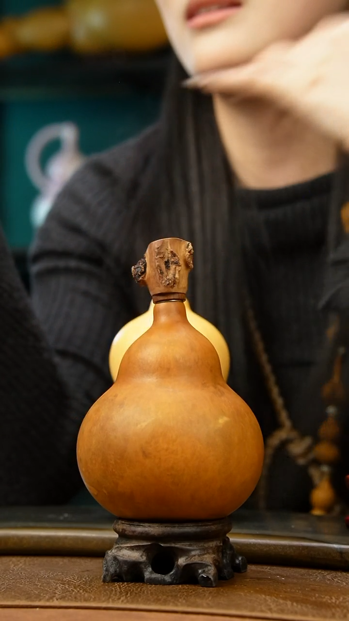 ?**灬热水酒葫芦 一物一拍K382