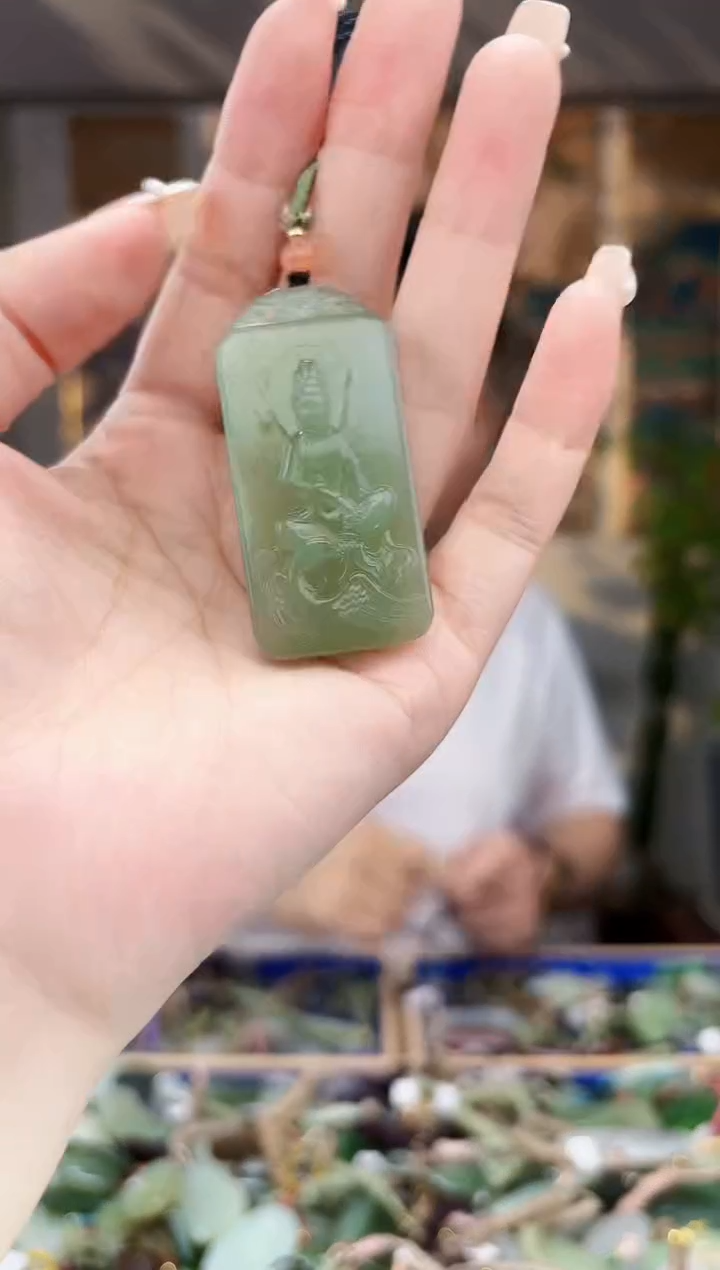 和田玉未镶嵌挂件拍一发一