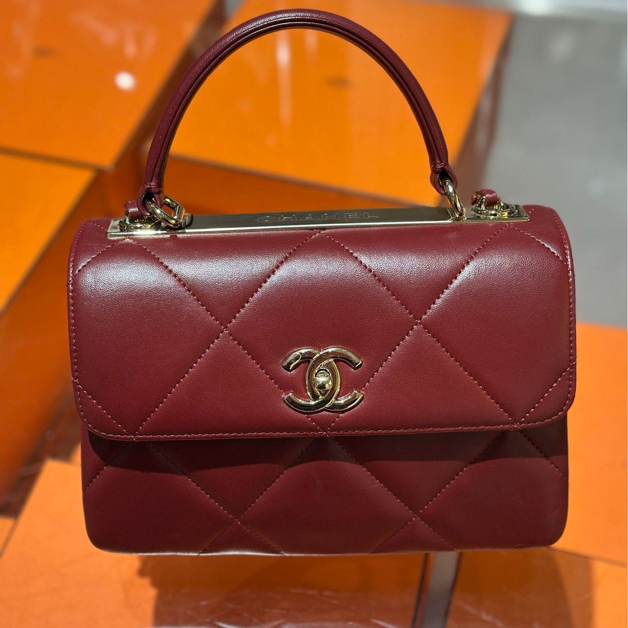 95新 Chanel/香奈儿 trendy cc 小 口盖包 酒红 羊 金扣/122525