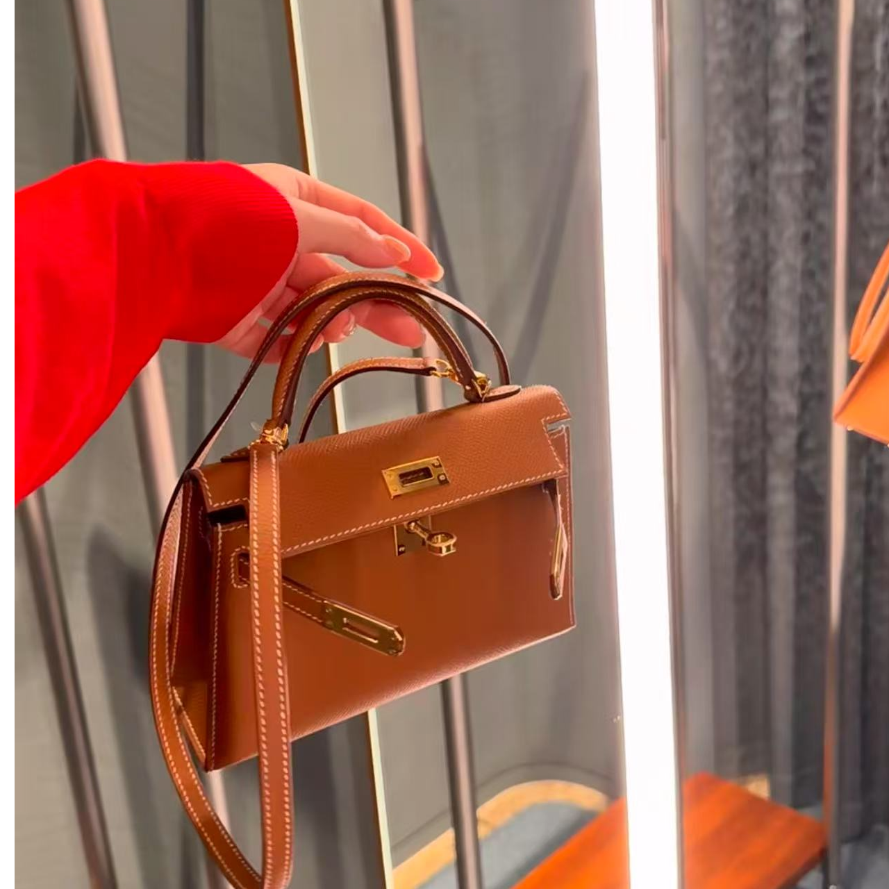 全新未使用 Hermes/爱马仕 mini kelly二代金棕金扣 E皮 W刻