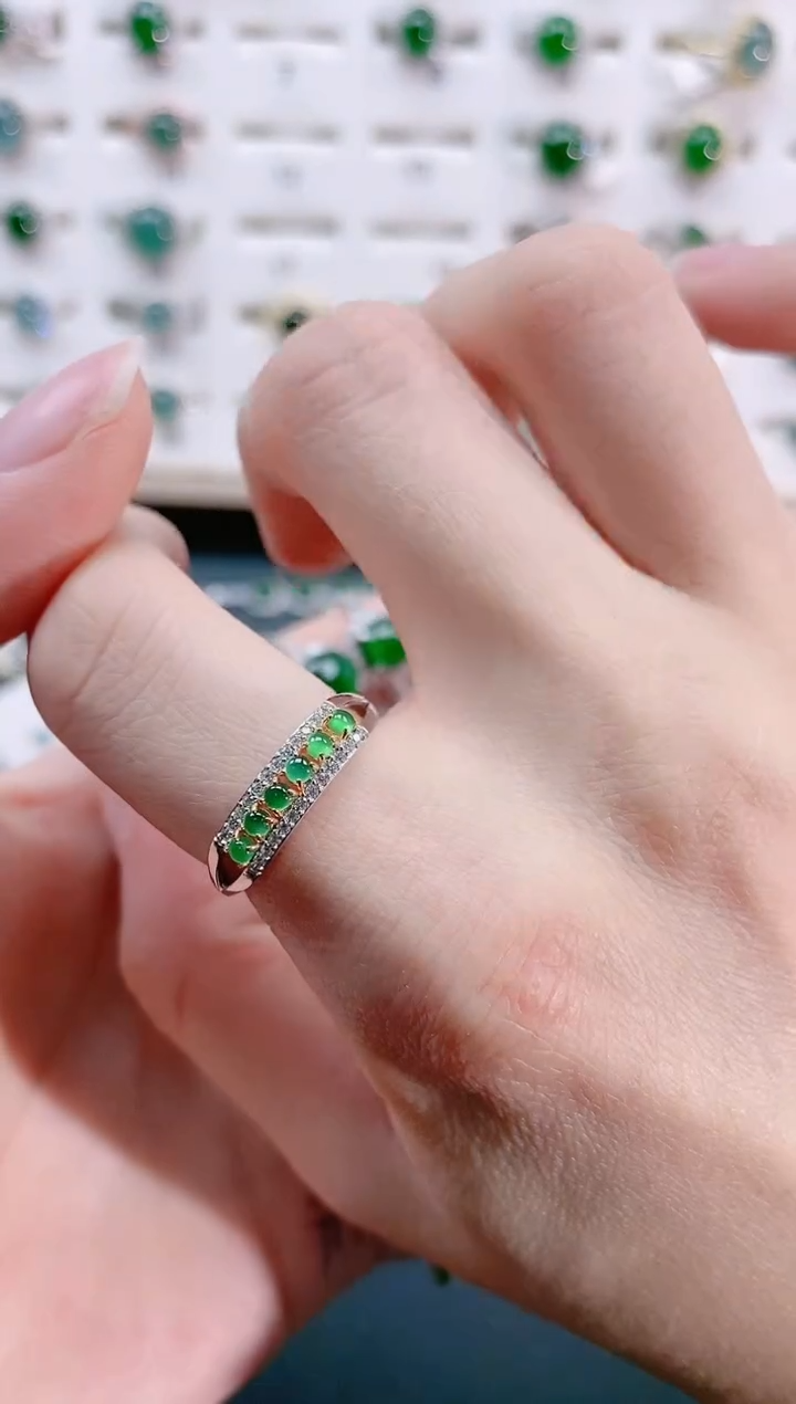 【闪购商品】翡翠戒指银S925镶嵌天然翡翠