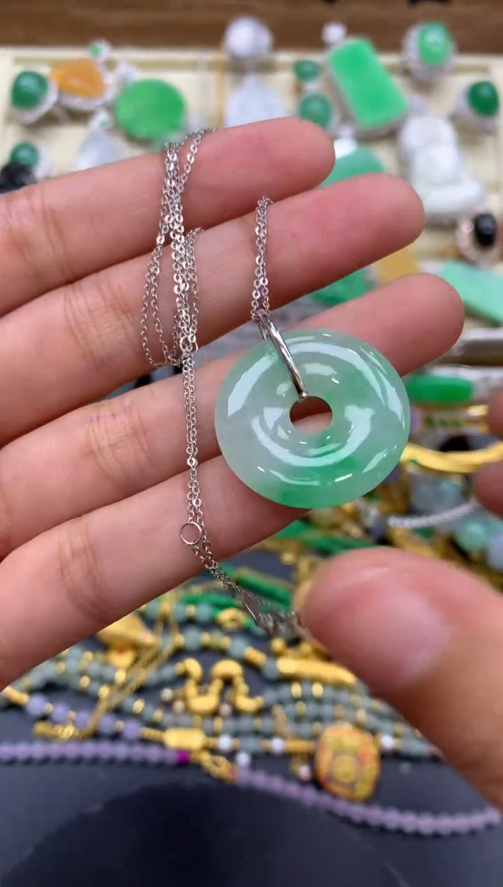 【闪购商品】翡翠颈饰18K金镶嵌327-中国好珍宝