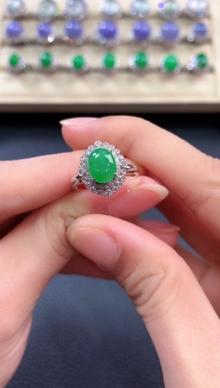 【闪购商品】翡翠戒指18K金镶嵌b21       