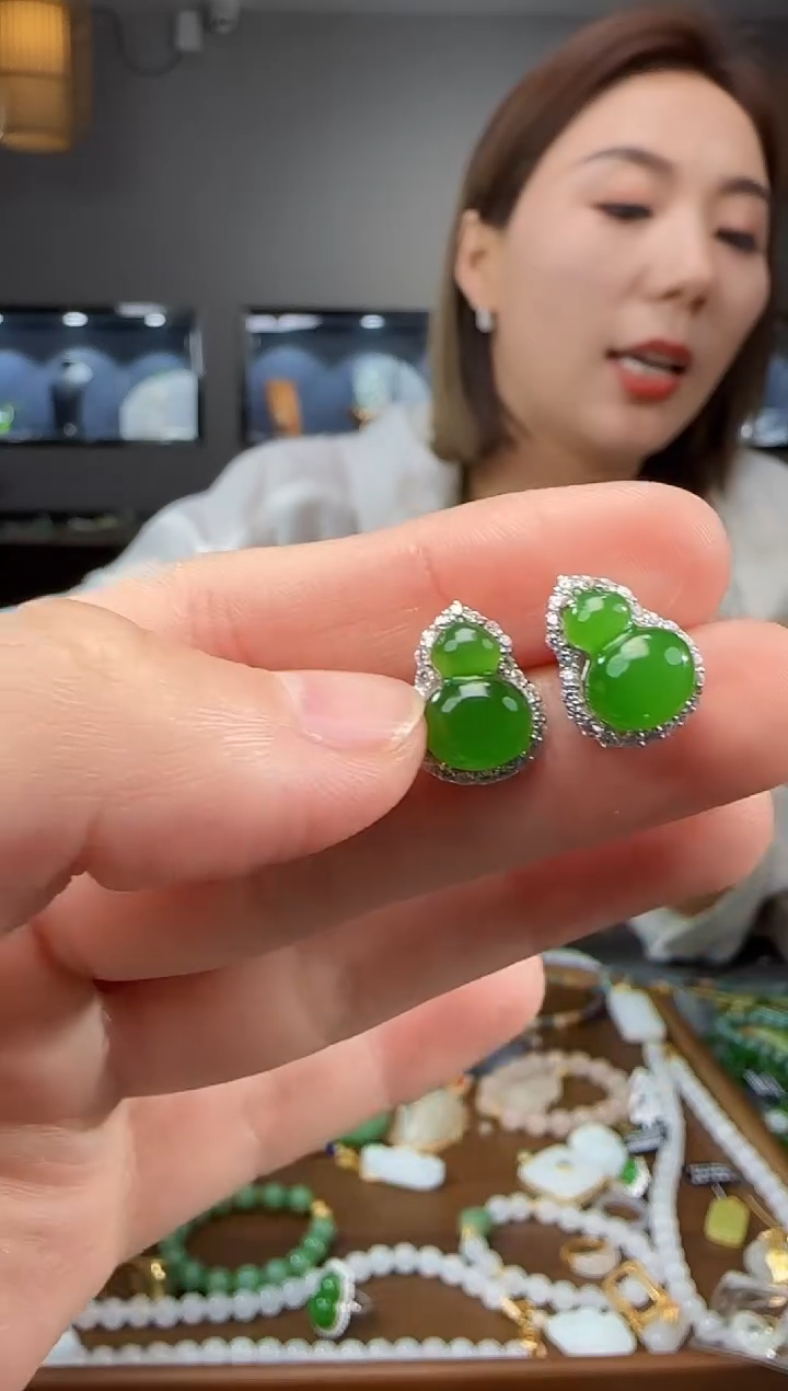 和田玉银S925镶嵌耳饰1