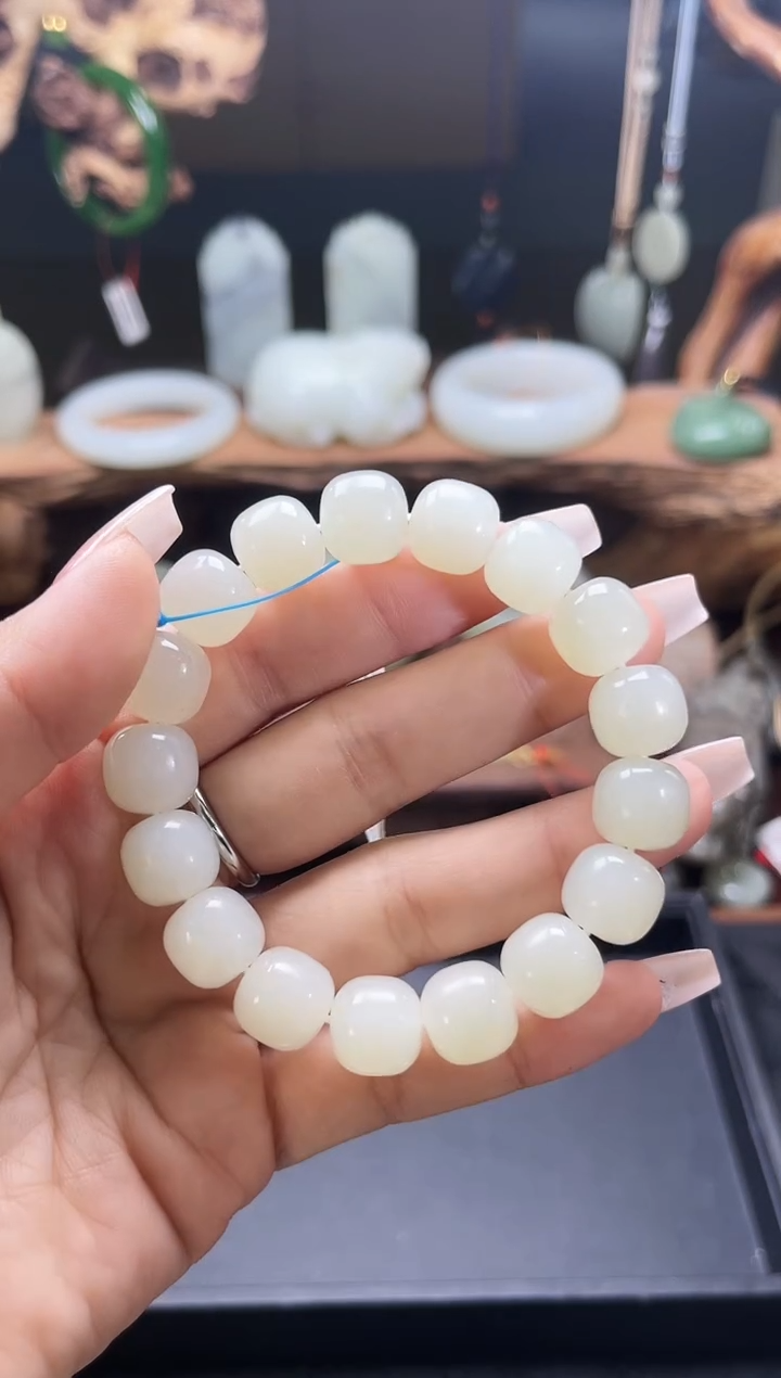 【闪购商品】和田玉手串未镶嵌青海白玉卡12老型手串