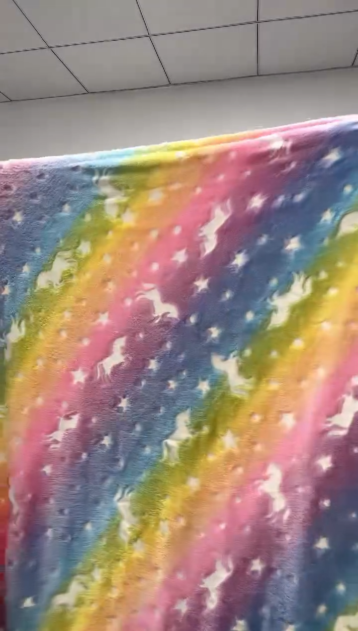 法兰绒3.5x1.8左右已主播介绍为准