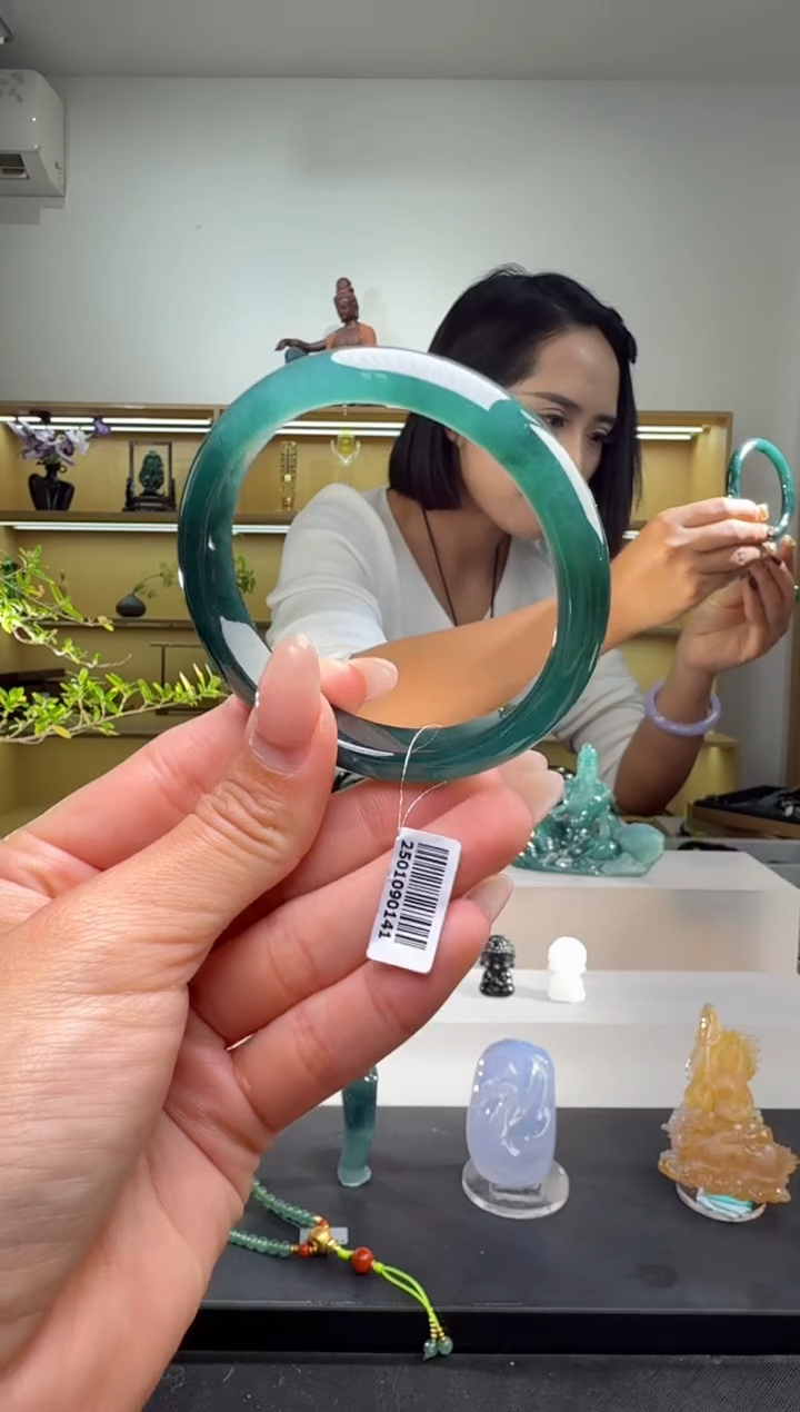 未镶嵌手镯翡翠54圈