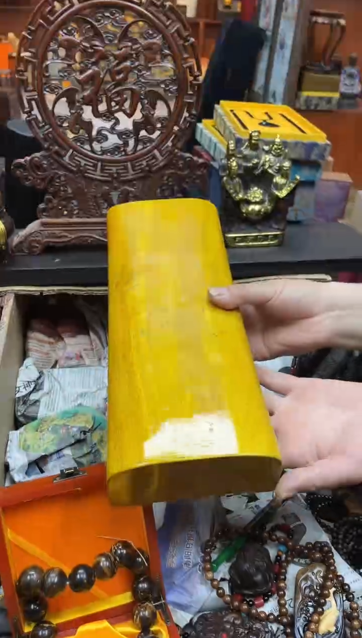 【闪购商品】大叶紫檀（黑酸枝木类） 