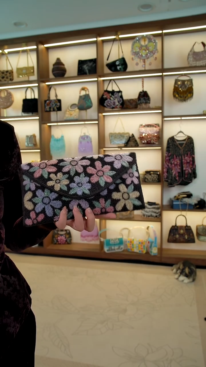 织物95百格汇手工串珠包