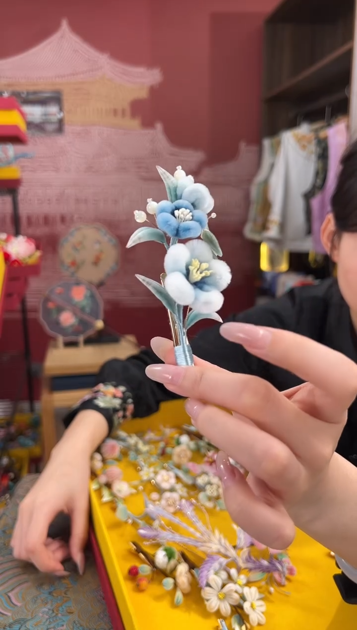 【闪购商品】刺绣非遗绒花（发饰）