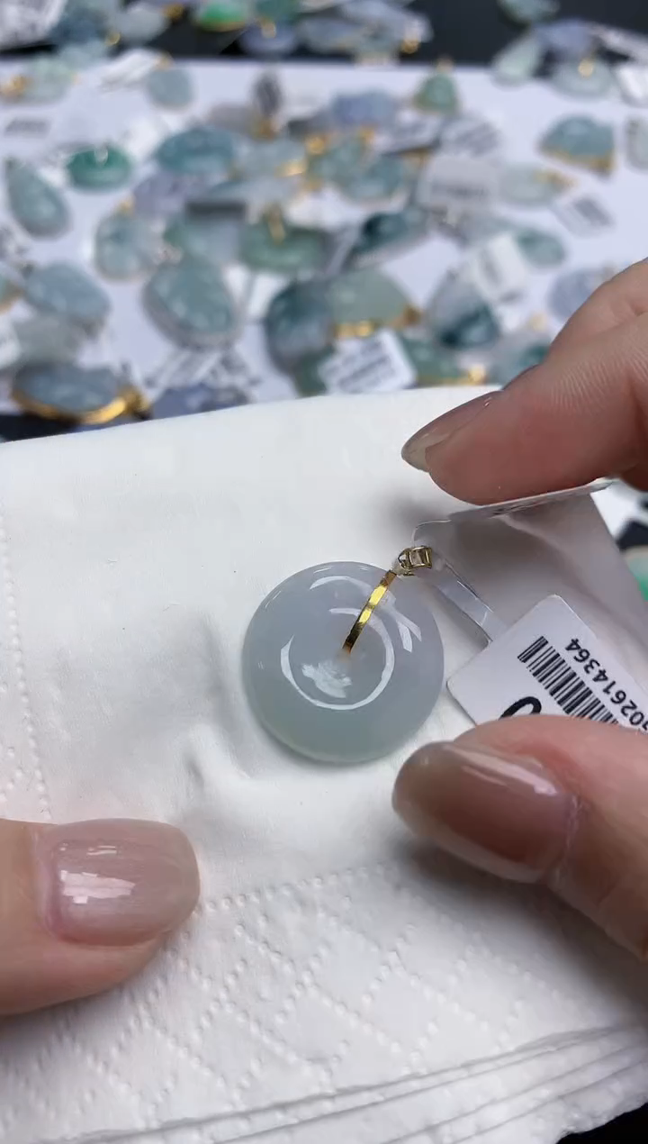 【闪购商品】翡翠颈饰18K金镶嵌天然缅甸翡翠A货