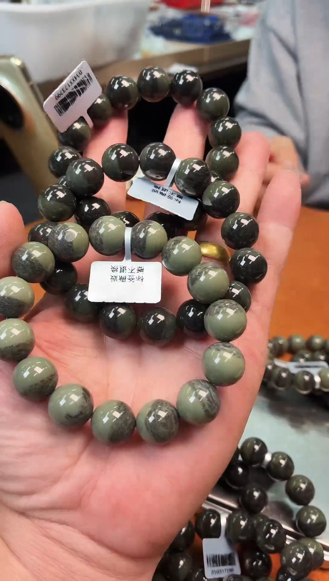 未镶嵌手链和田玉A43