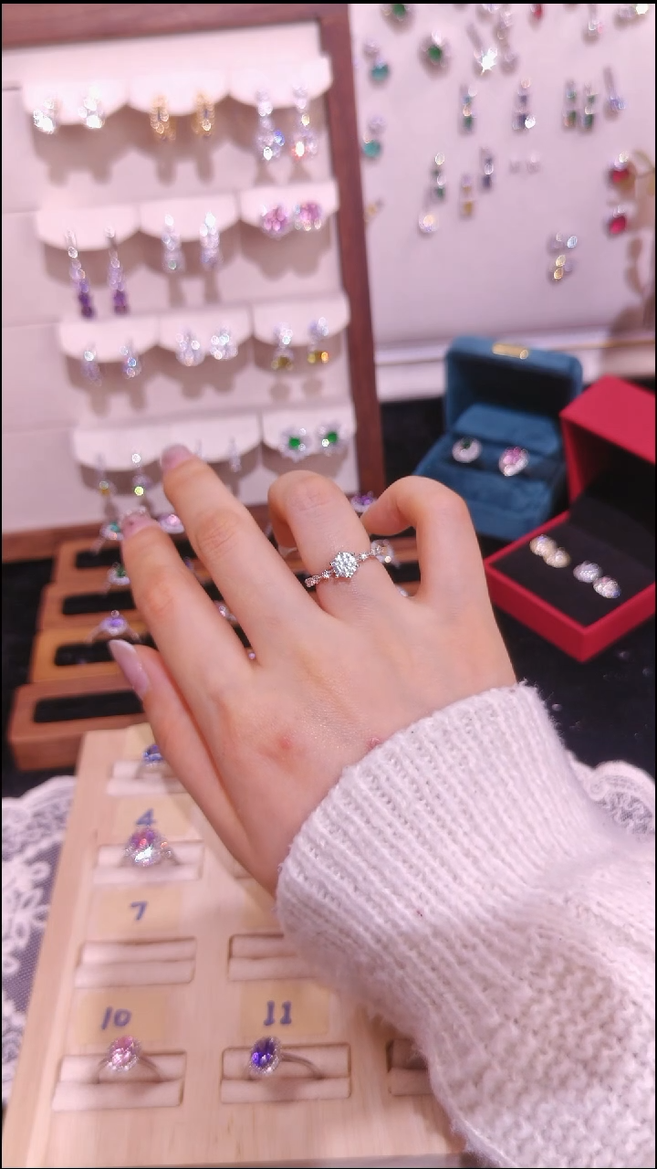 合金无白色戒指 