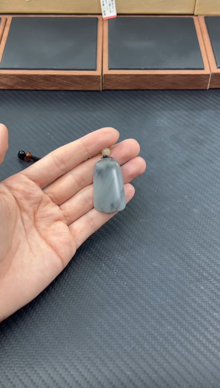 和田玉未镶嵌吊坠(赠链)若羌微色差吊坠