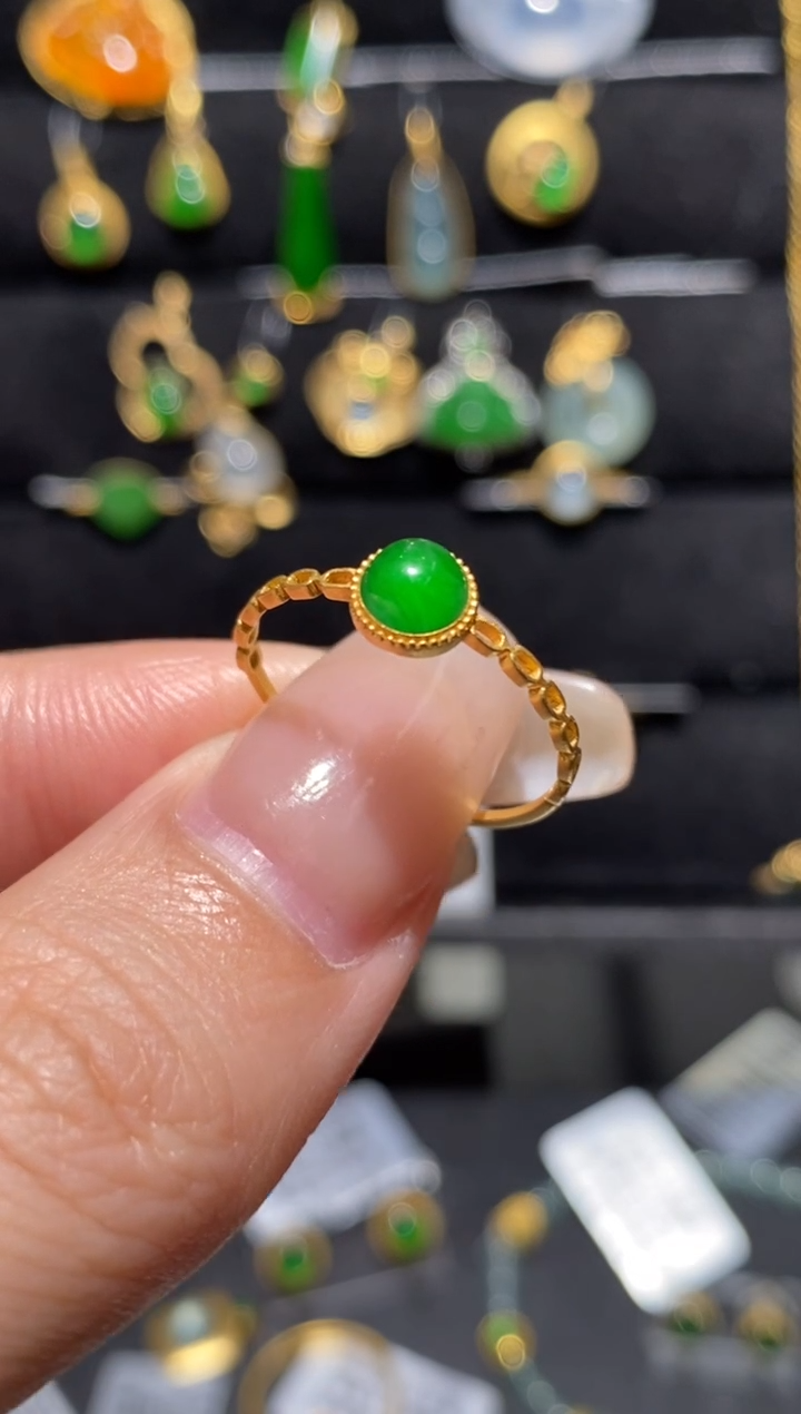 【闪购商品】翡翠戒指18K金镶嵌 18K金镶嵌