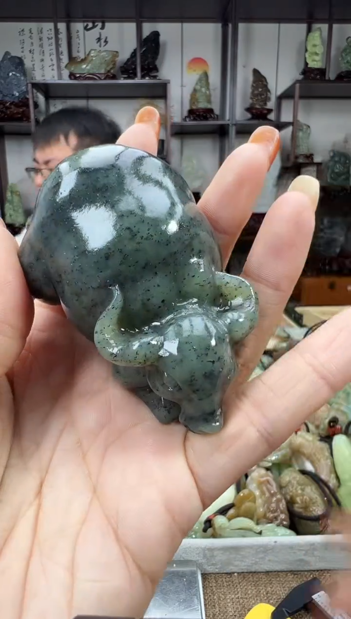 未镶嵌和田玉把件1