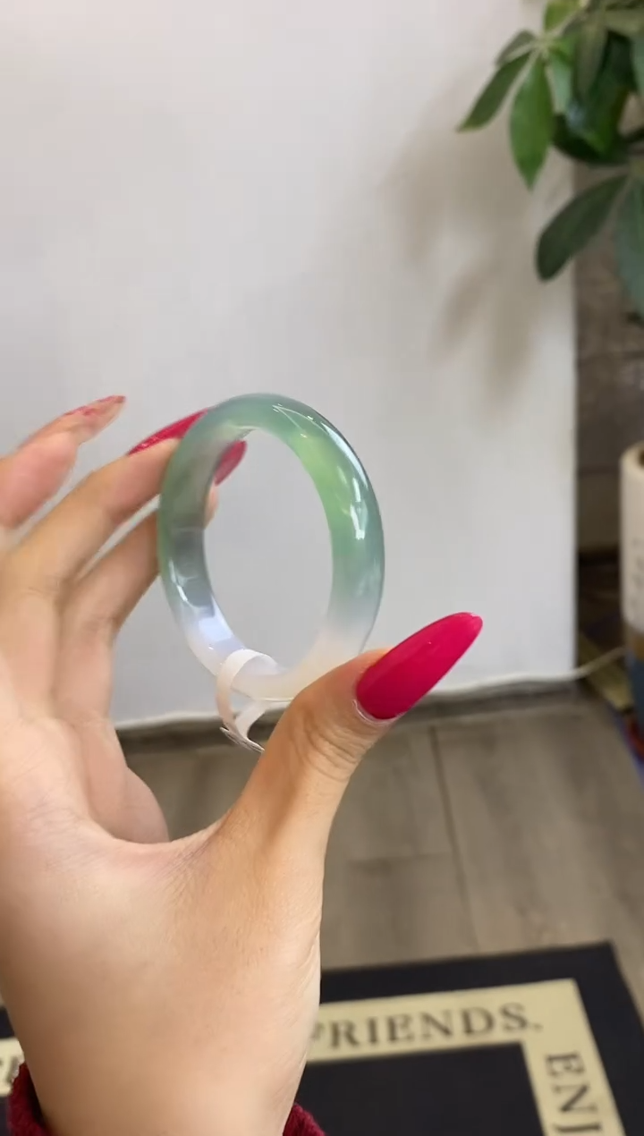 【闪购商品】玛瑙/玉髓手镯未镶嵌325