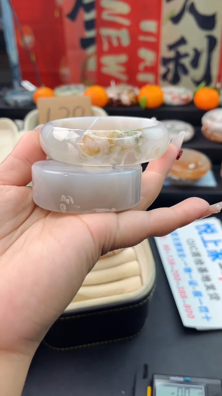 【闪购商品】石英质玉手镯未镶嵌赠送镯心（58圈口）