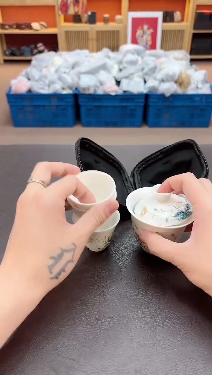 【闪购商品】摆件瓷SC1111111111111