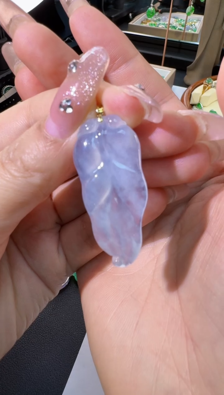 【闪购商品】翡翠颈饰18K金镶嵌缅甸翡翠吊坠