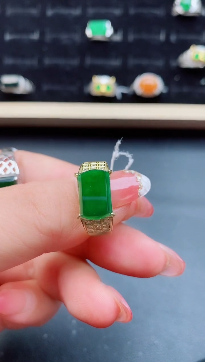 【闪购商品】翡翠戒指银S925镶嵌50800