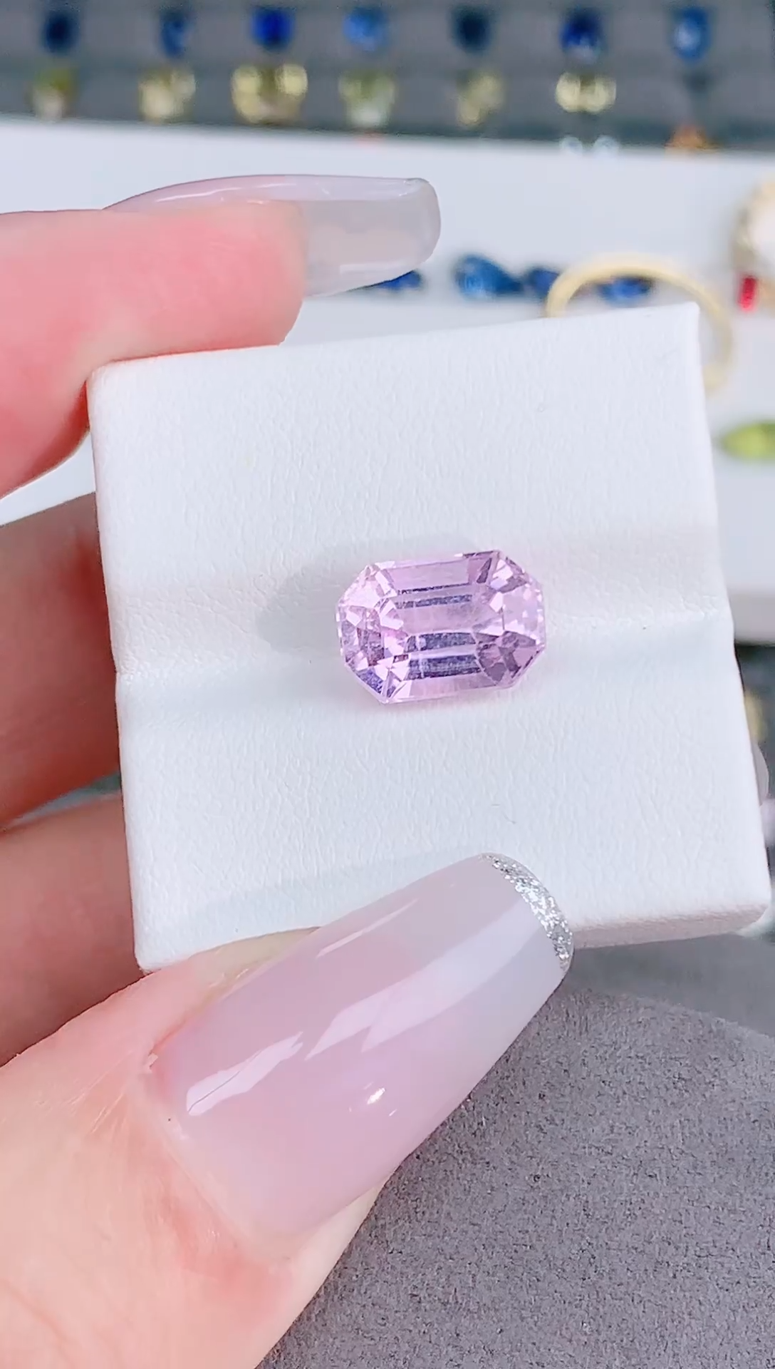 未镶嵌锂辉石裸石4.06ct