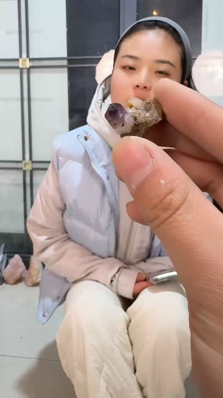 【闪购商品】水晶摆件未镶嵌超七551