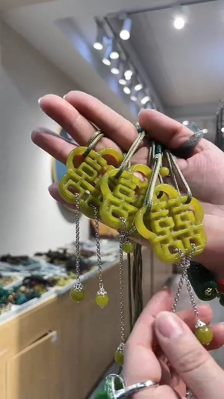 【闪购商品】岫玉颈饰未镶嵌吊坠多样式发货只发i一个i
