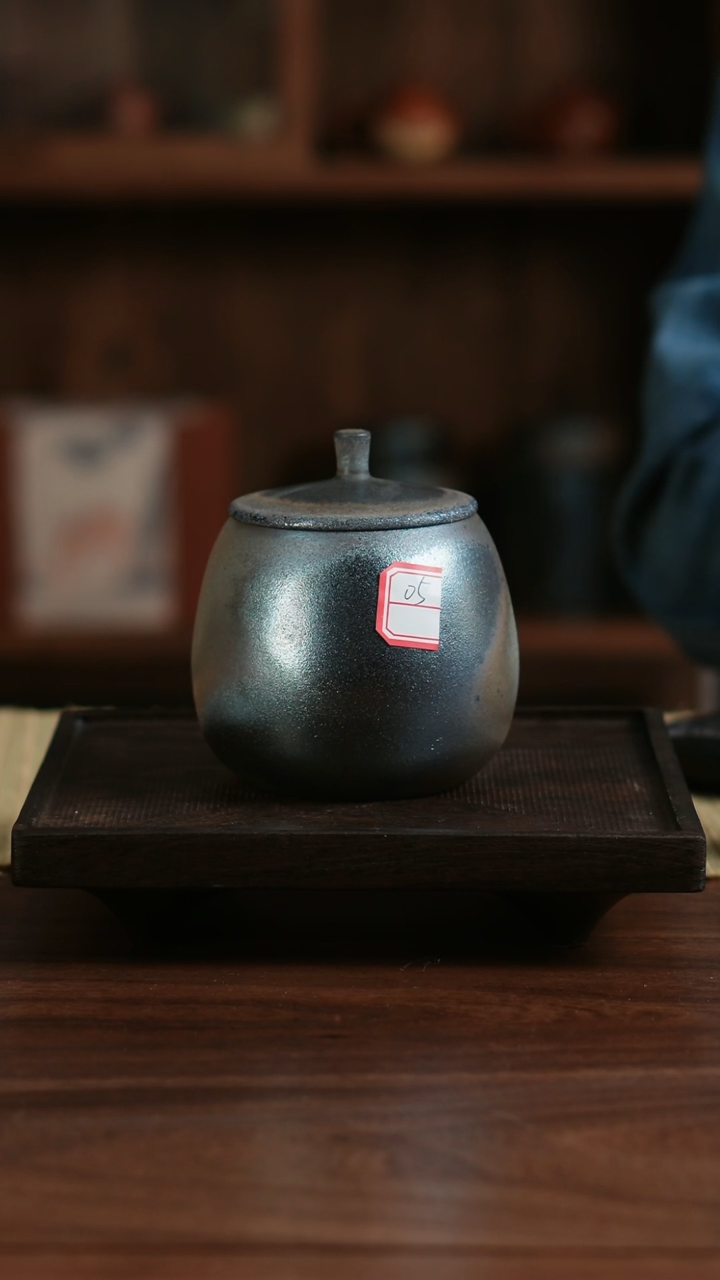 【闪购商品】二生陶作落苏柴烧罐05