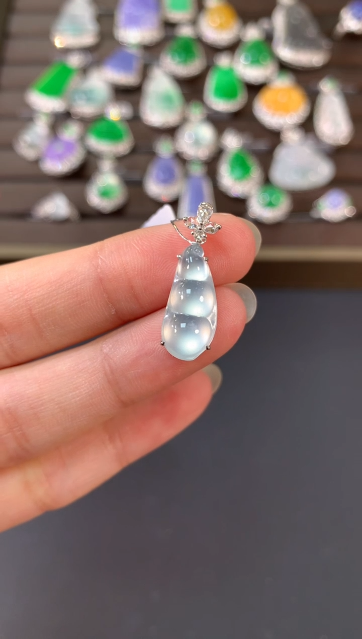 【闪购商品】翡翠吊坠(不含链)18K金镶嵌A601|5980