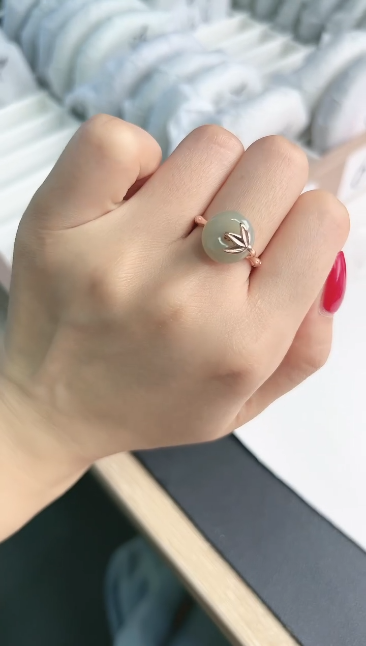 【闪购商品】和田玉戒指未镶嵌微色差Y晴白