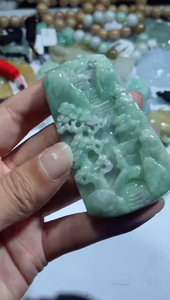 【闪购商品】翡翠吊坠(不含链)未镶嵌00001181