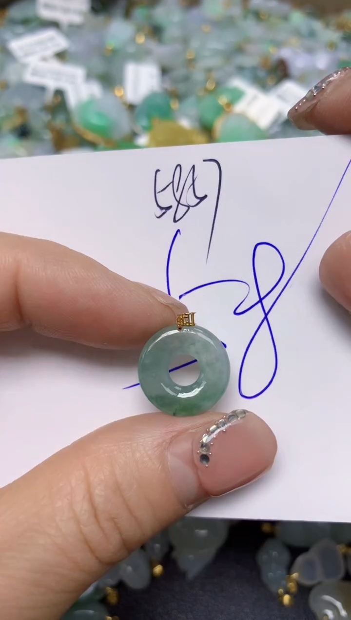 【闪购商品】翡翠挂件18K金镶嵌 天然翡翠A货