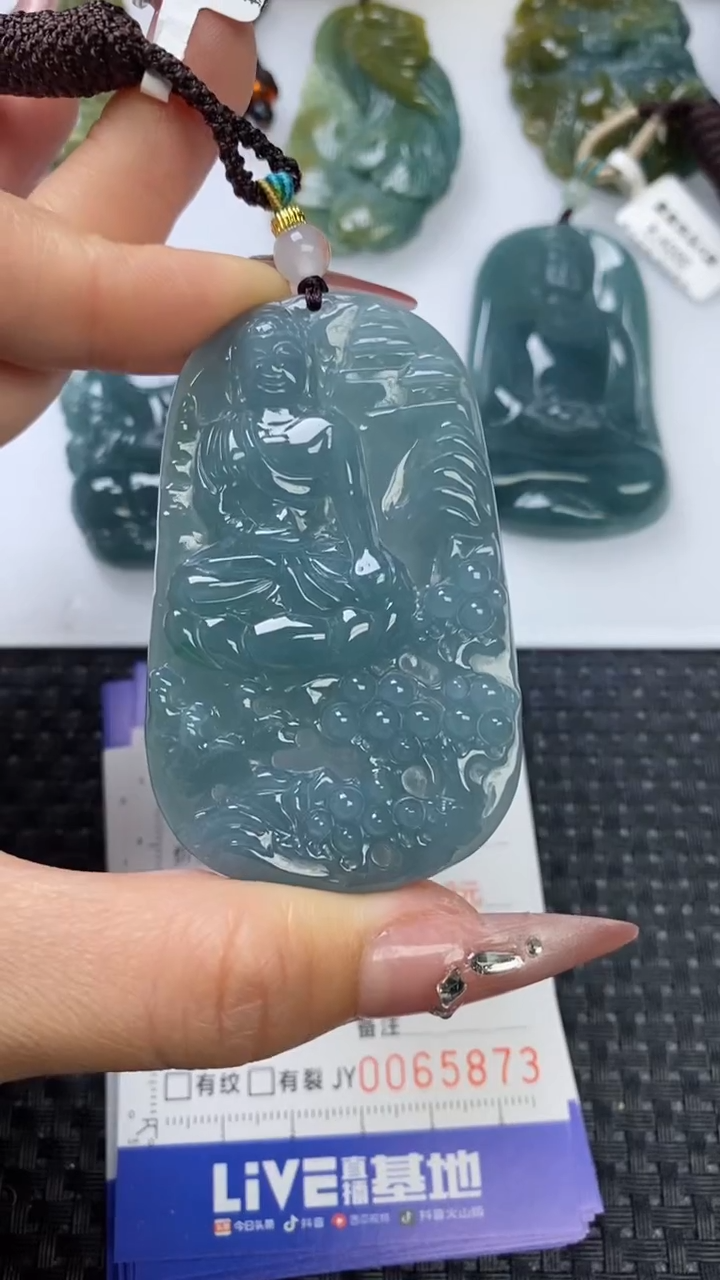 【闪购商品】翡翠颈饰未镶嵌11111111111111111