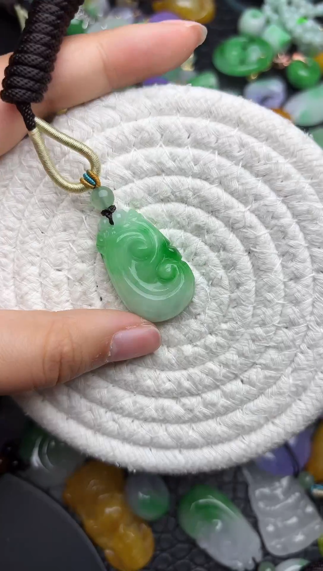 颈饰未镶嵌翡翠缅甸翡翠吊坠