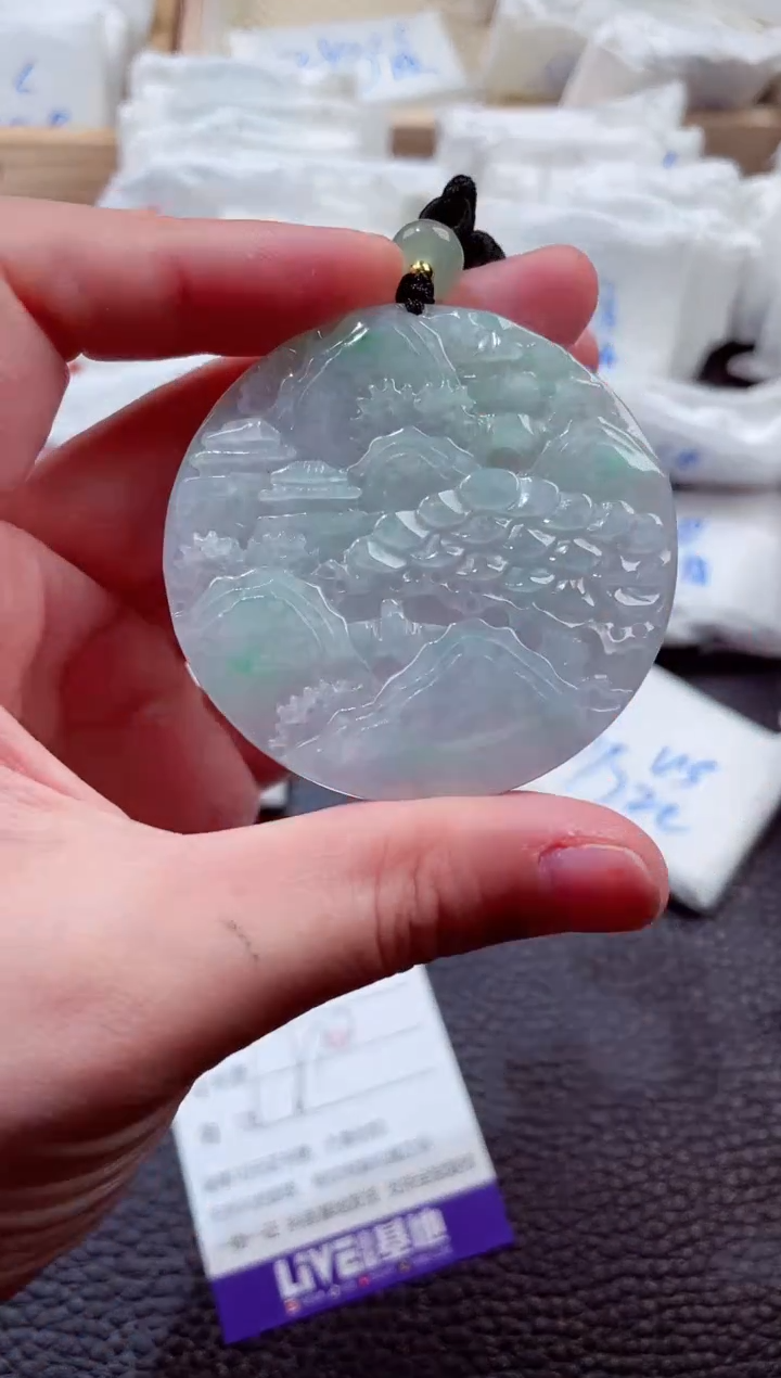 翡翠未镶嵌颈饰00002033