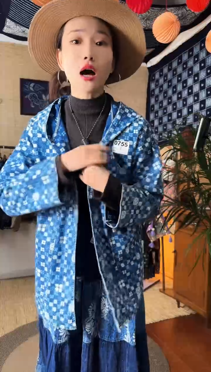 【闪购商品】设计师款蓝染拓印帽衫