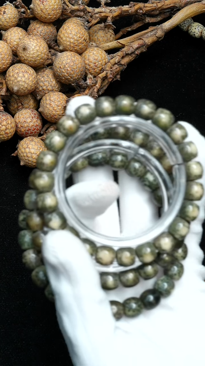 手串星月菩提老前古铜绿-C009