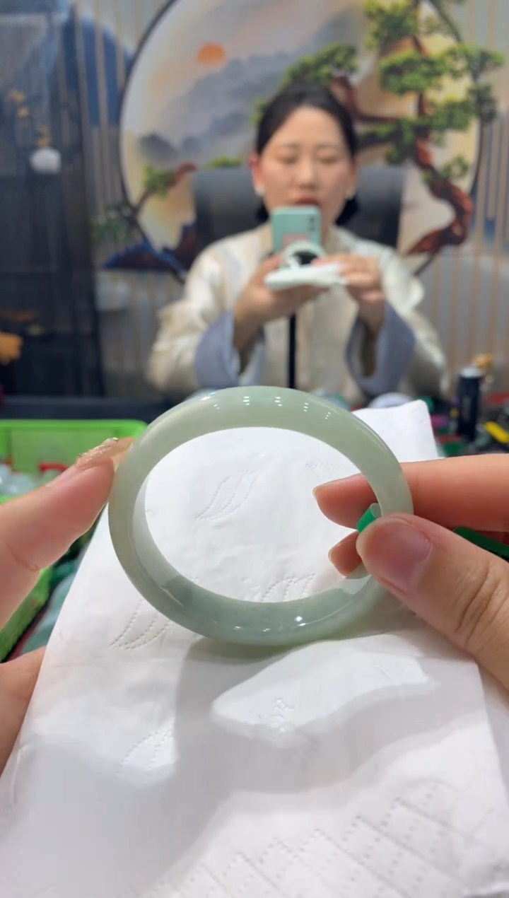 【闪购商品】翡翠手镯未镶嵌00003904