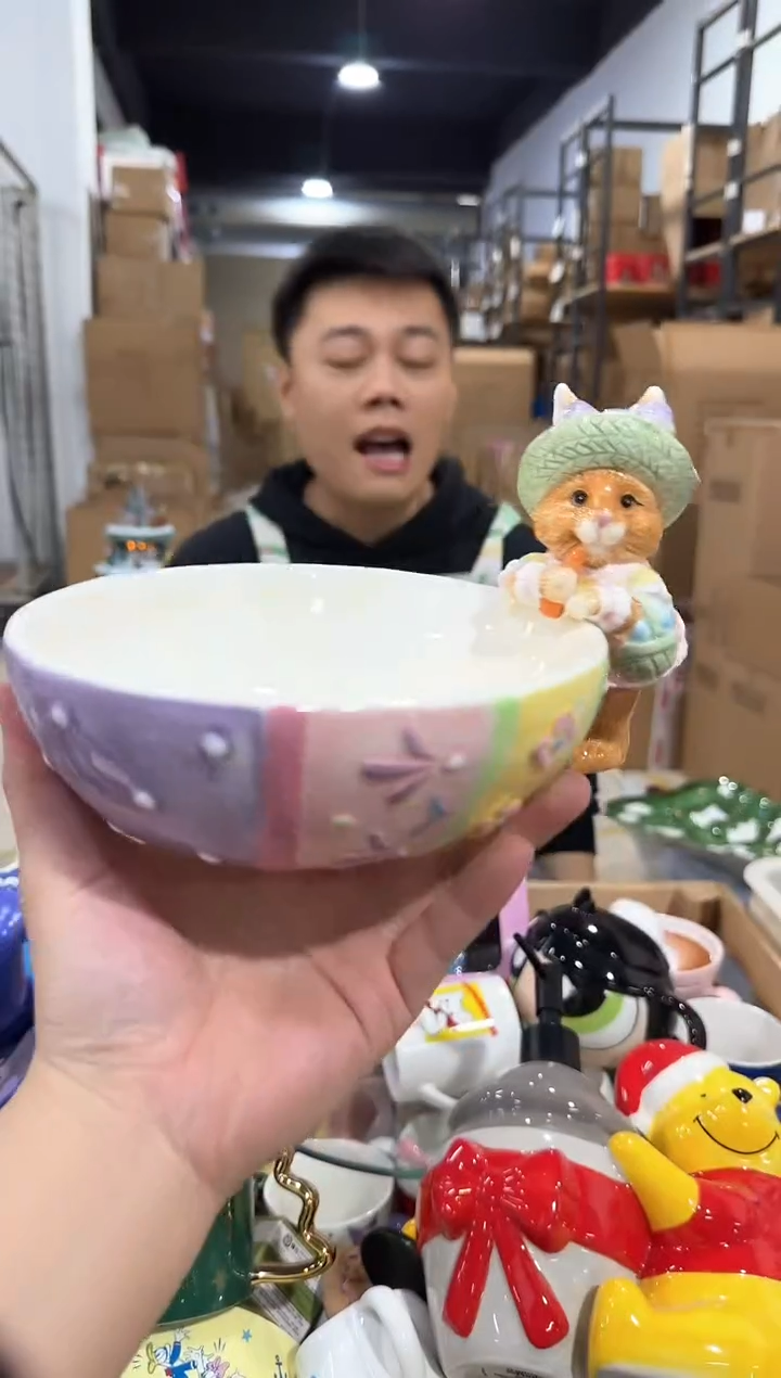瓷片紫色原盒兔子碗